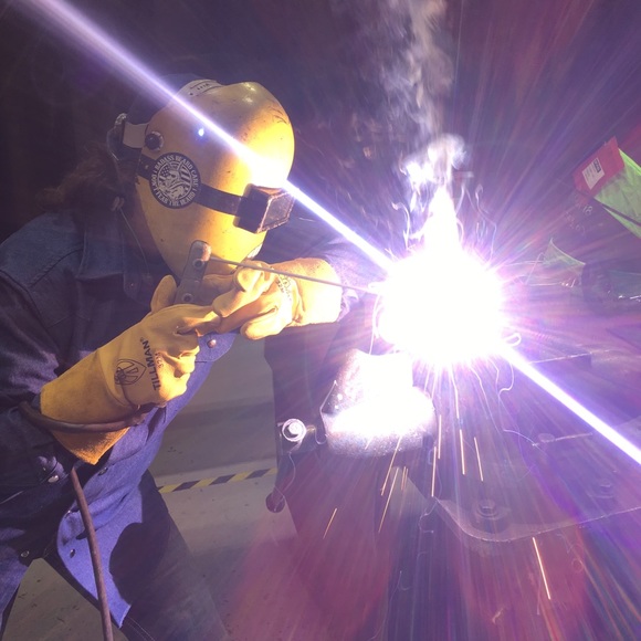 Meet your Posher, Christine - Picture 2 of 3